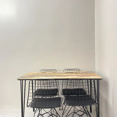 Cozy Studio Flat 1 Min To Trump Mall In Sisli * 伊斯坦布尔